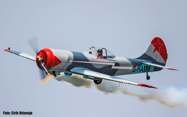 YAK 50